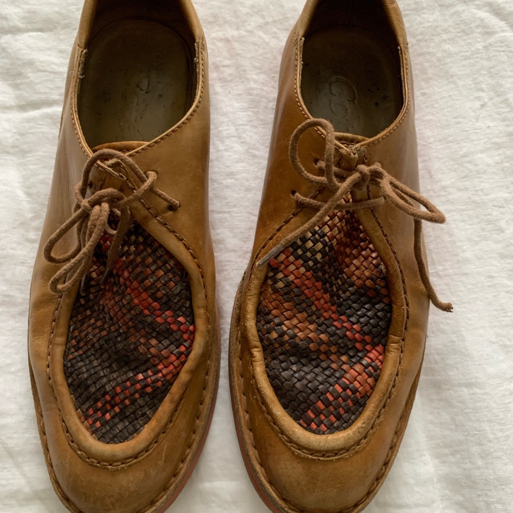 Leather shoes